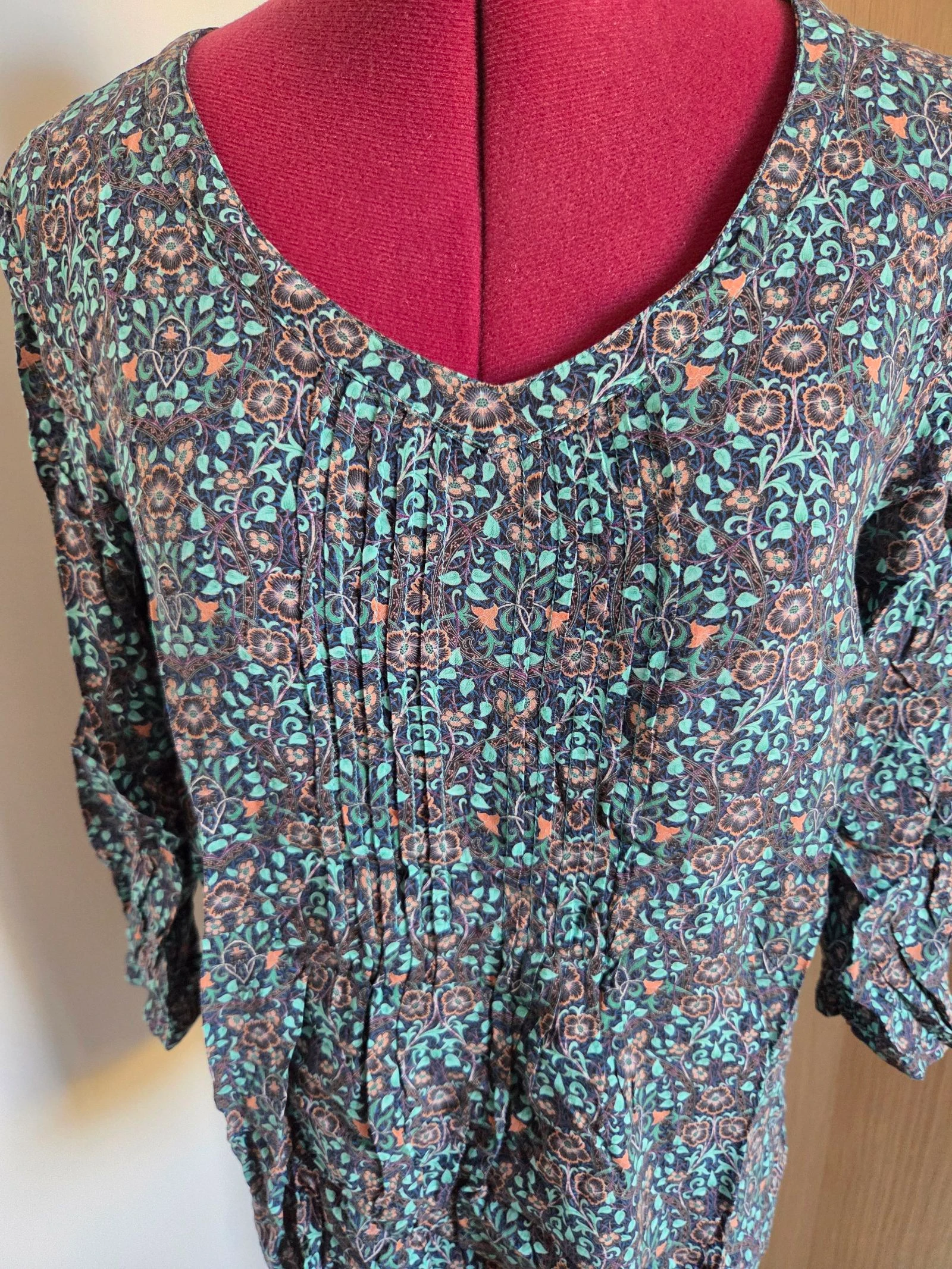 Blusa feminina multicolorida floral tamanho 38/40 Bréal – photo 2